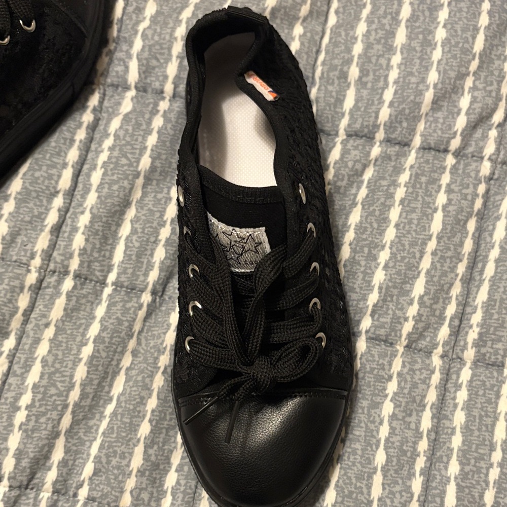 Black Lace Women's Sneakers - Picture 6 of 7